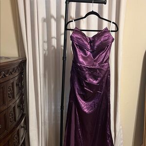 Elegant Purple Evening Gown